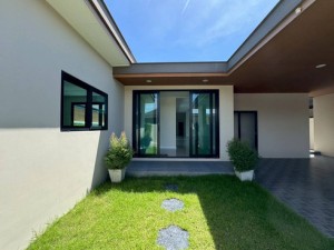 ขาย บ้านเดี่ยว บ้านใหม่ยังไม่เคยเข้าอยู่ Cheaper-than-any-nearbyhomes-, Huay-Yai-Pattaya, บ้านพูลลวิลล่าราคาถูกกว่าตลาดห้วยใหญ่พัทยา House-with-private-pool-AffordablePrice-