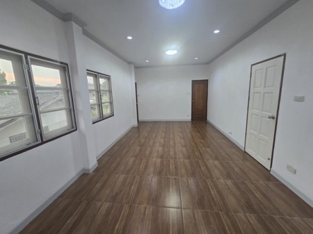 บ้าน ให้เช่า บ้านใกล้รพรามคำแหง สวยเหมือนใหม่ ใกล้รพเวชธานีรามคำแหง บ้านเดี่ยวรามคำแหง มือสองปรับปรุงใหม่