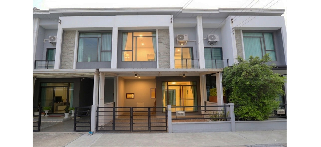 ขาย ทาวน์โฮม ทาวน์โฮมพลีโน่บางกรวย ถูกคุ้มกว่าทุกหลังในโครงการ ทาวน์โฮมAPนนทบุรีราคาคุ้ม ราคาถูกเพียง3.4ล้าน ทาวน์โฮมพลีโน่ปิ่นเกล้าจรัญ